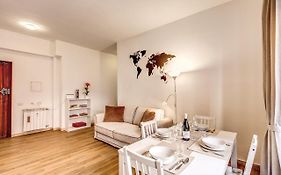 Aura Paradise Apartment - With Parking Garage